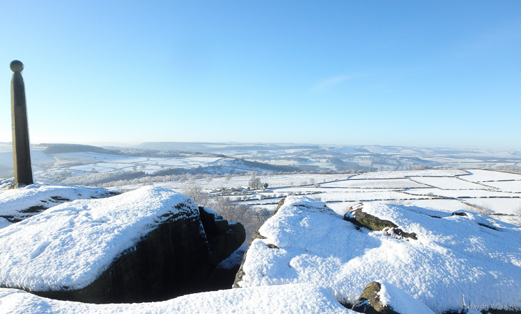 The view from Birchen Edge. © Haydn Williams 2015